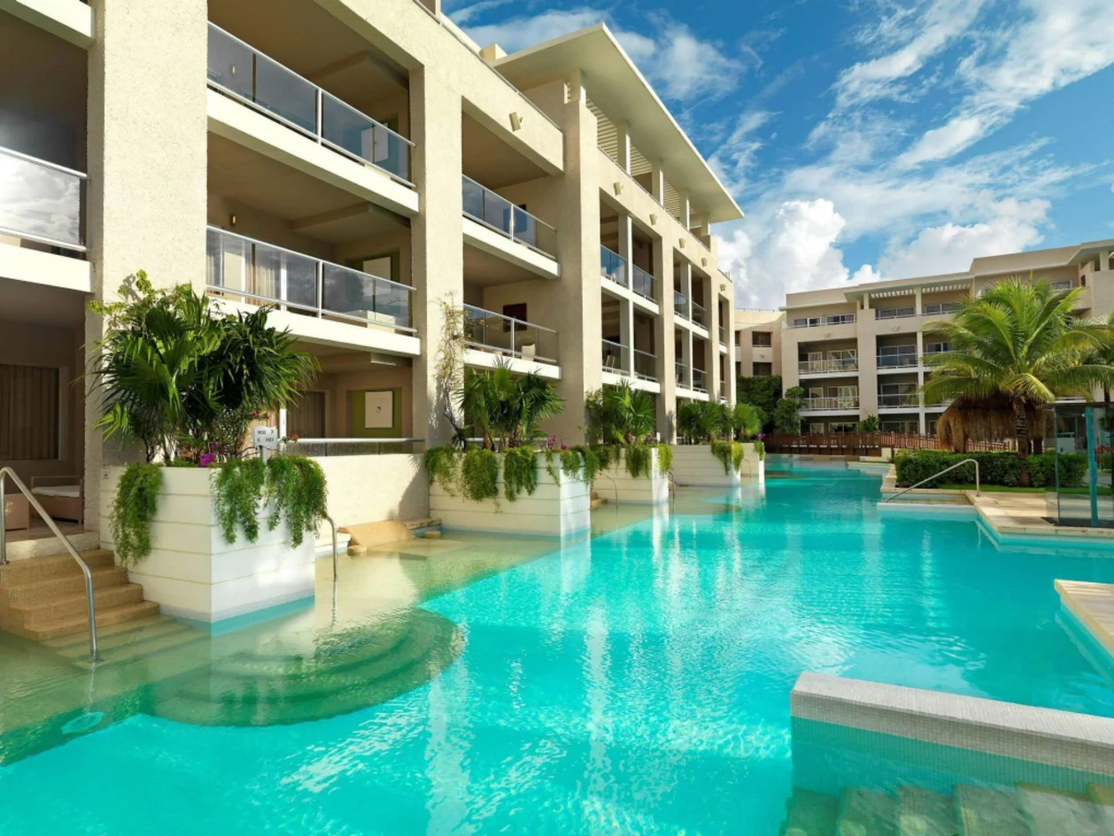 Paradisus Playa Del Carmen-walk-in pool